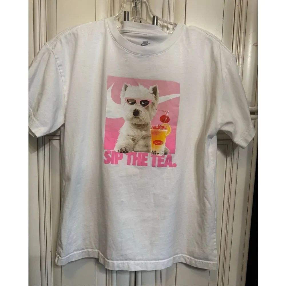 The Nike Tee Girls' Sip The Tea Loose Fit Crew Neck Graphic T-Shirt White Large